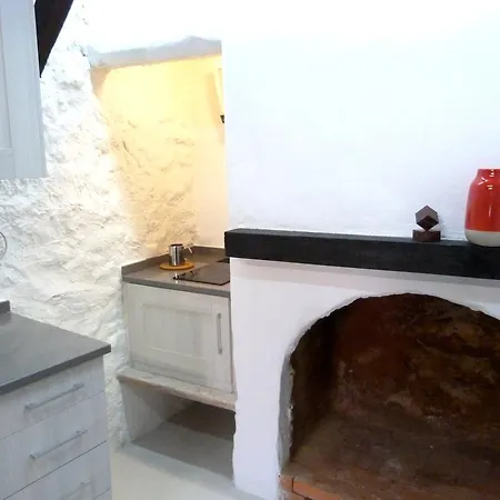 Apartament Remedios, 195 *